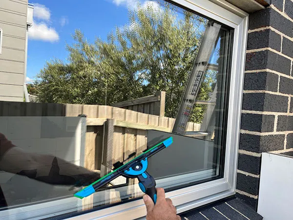 Window Wizards LLC exterior window cleaning