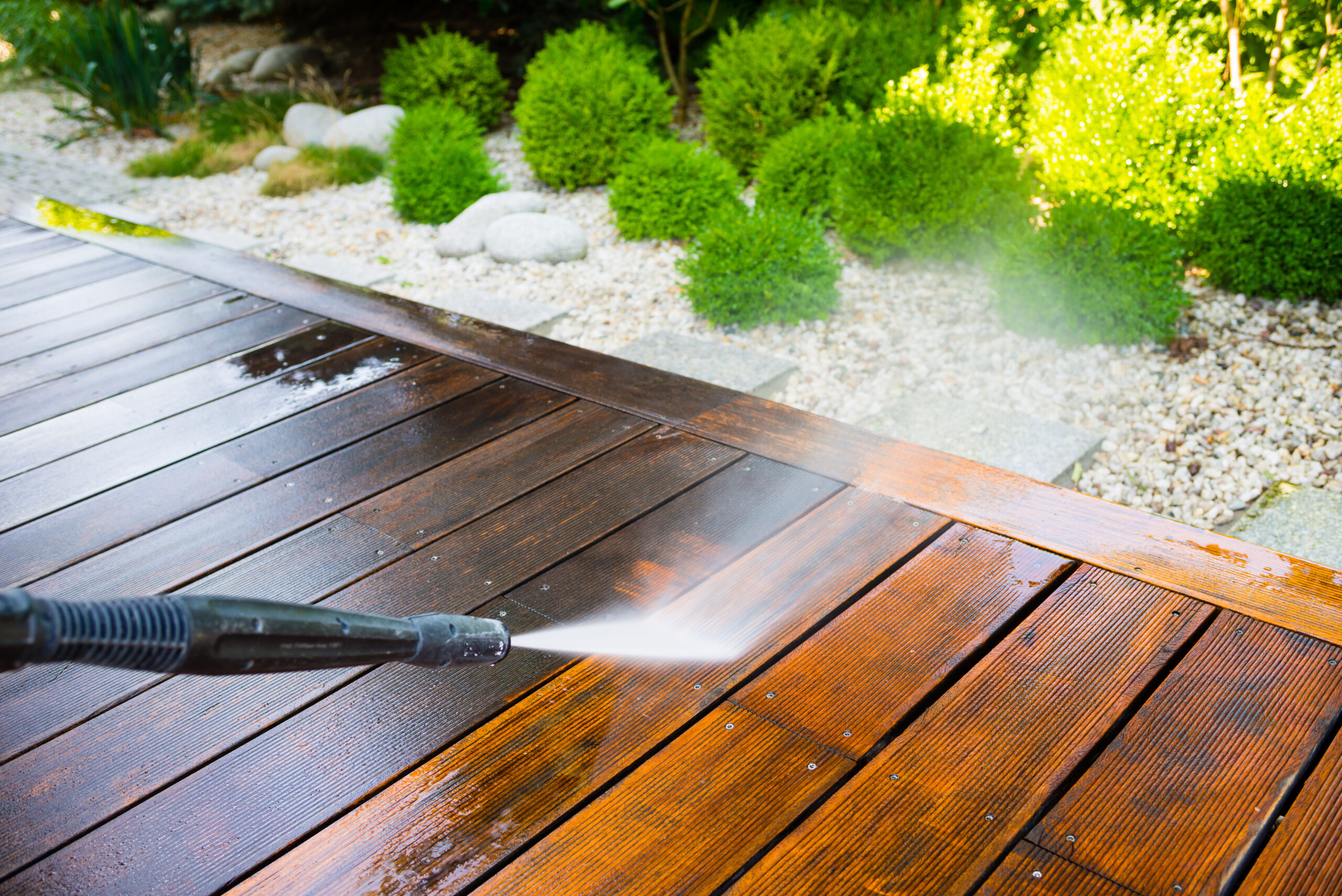 Window Wizards LLC siding cleaning